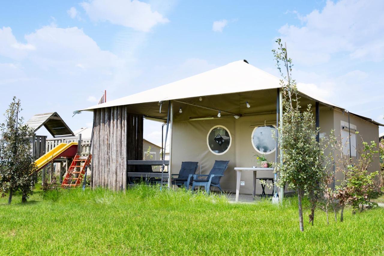 Boerderij Camping Nixhoeve Genderen المظهر الخارجي الصورة